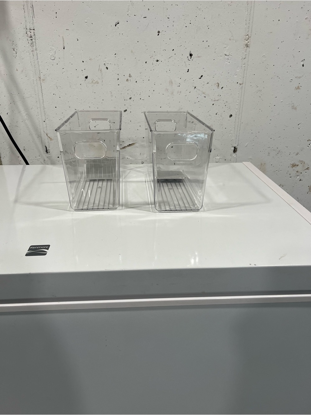 Breastmilk Storage Containers with L Shaped Separator boards